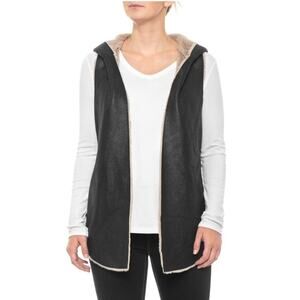 NWOT Dylan by True Grit Women’s Faux Suede and Fur Black and Tan Hooded Vest